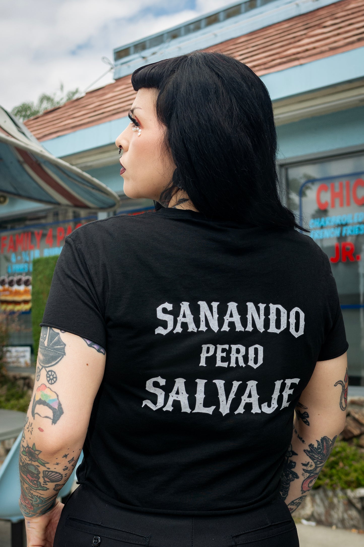Sanando pero Salvaje Crop